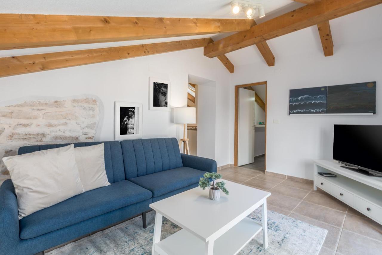 Apartments Agata Novigrad  Екстер'єр фото