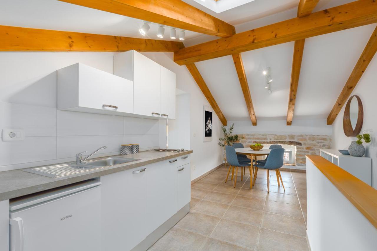 Apartments Agata Novigrad  Екстер'єр фото