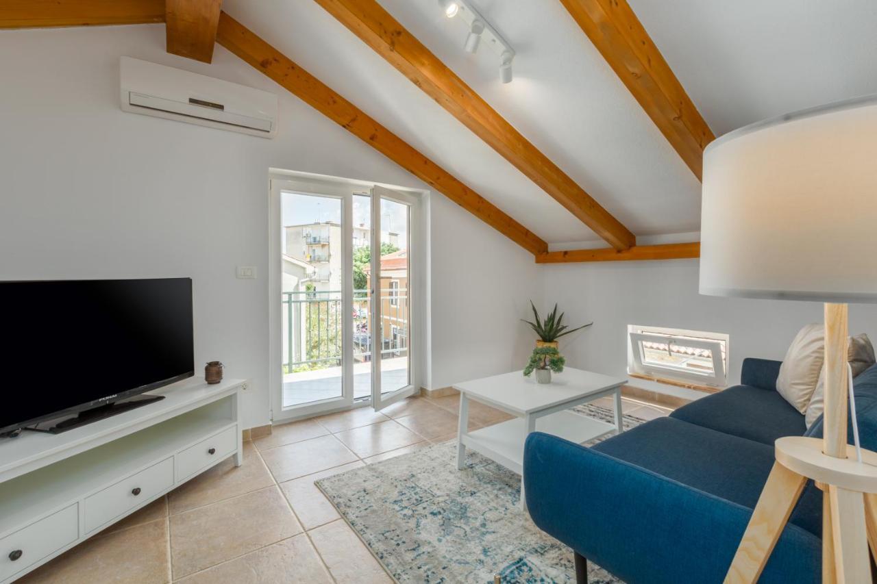 Apartments Agata Novigrad  Екстер'єр фото
