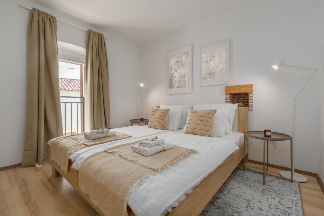 Apartments Agata Novigrad  Екстер'єр фото