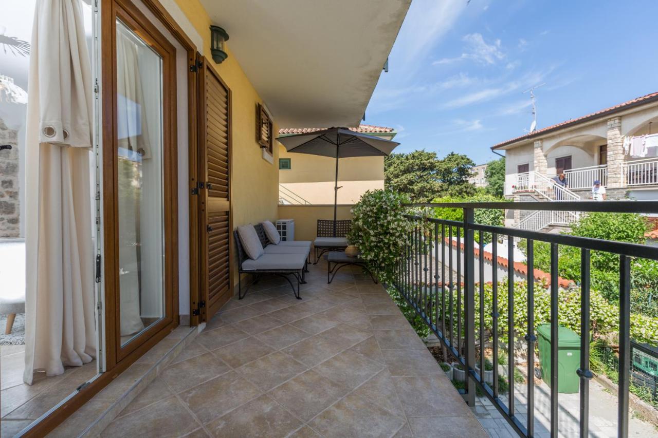 Apartments Agata Novigrad  Екстер'єр фото